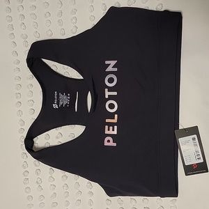 Pelaton sports bra